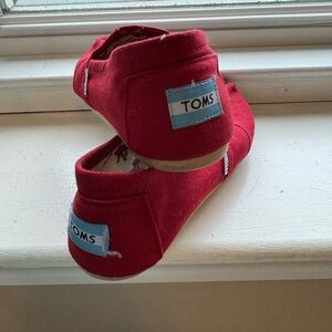 Red Toms